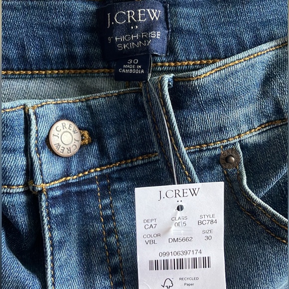 4/$20 ✨ NWT J. Crew 9" High-rise Skinny Jean - Picture 2 of 3